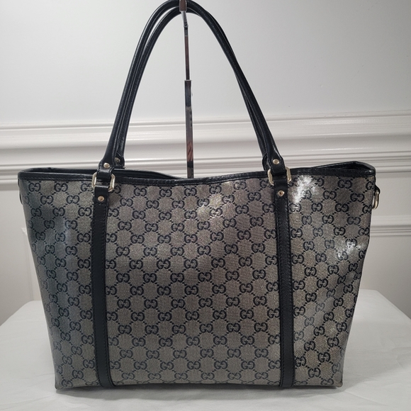 GUCCI - Picture 2 of 10